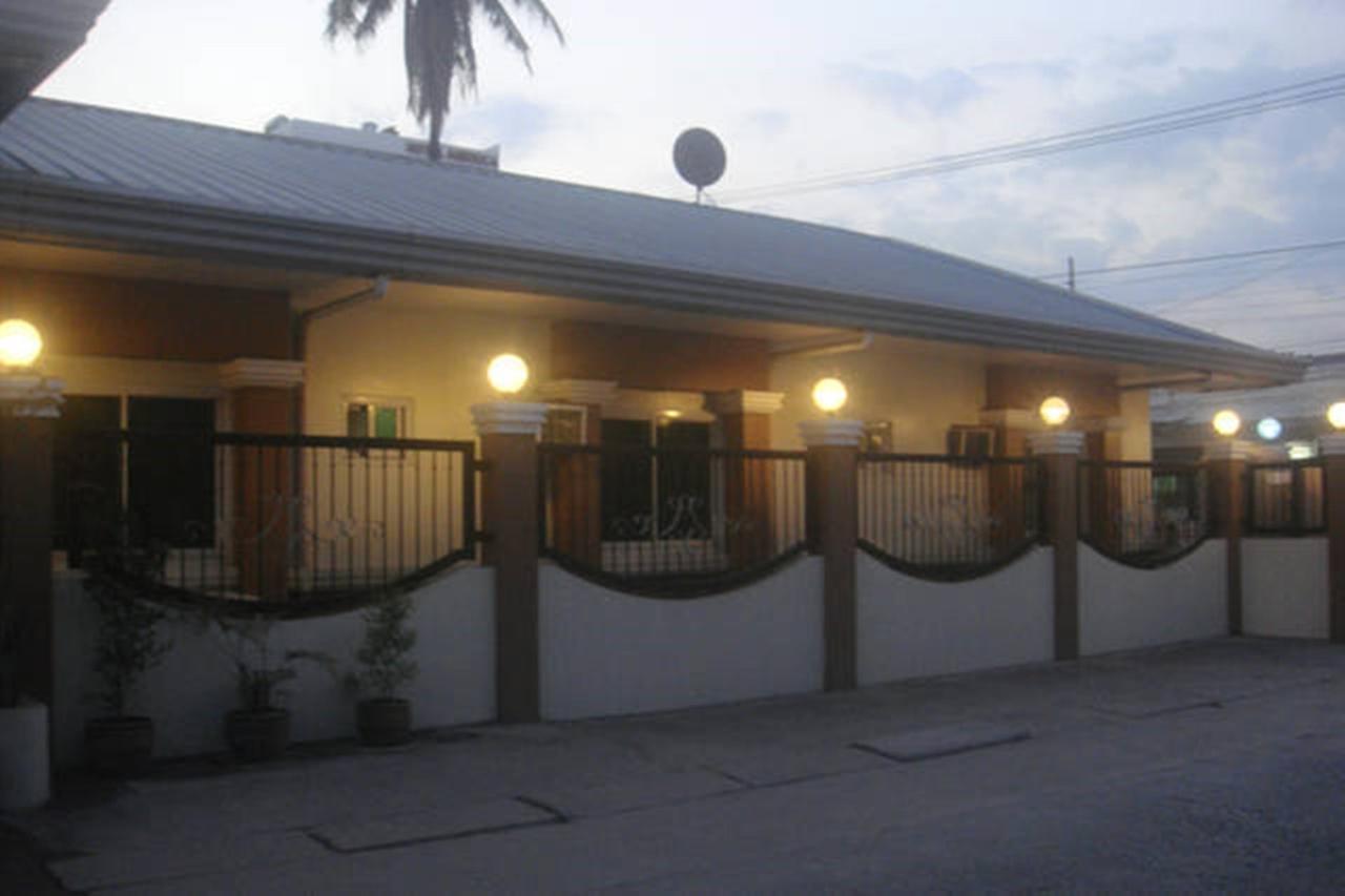 Balibago Villa Hotel Ángeles Extérieur photo