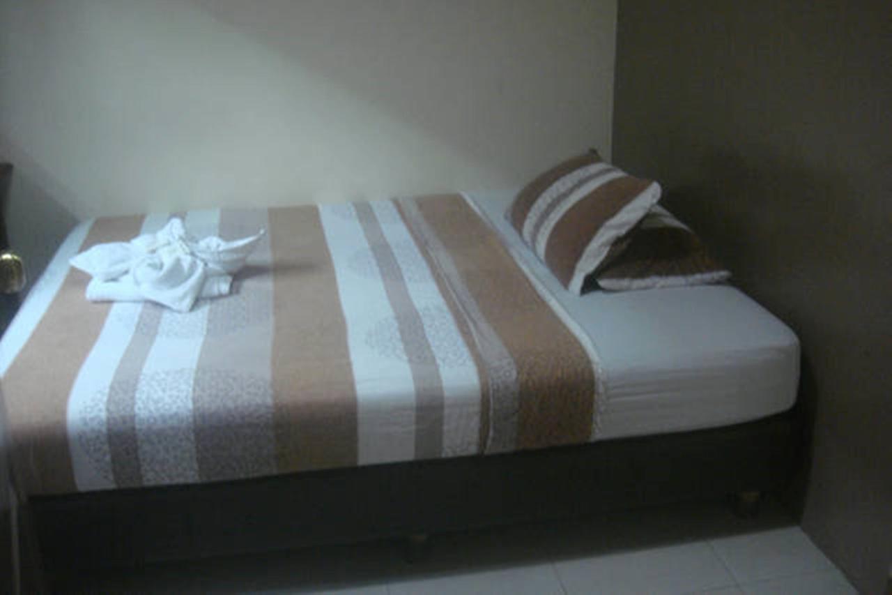 Balibago Villa Hotel Ángeles Extérieur photo